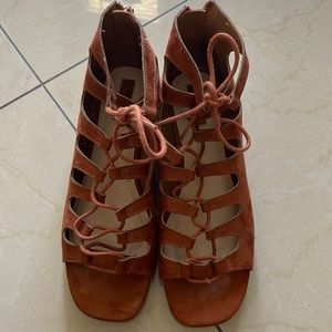 Women shoes